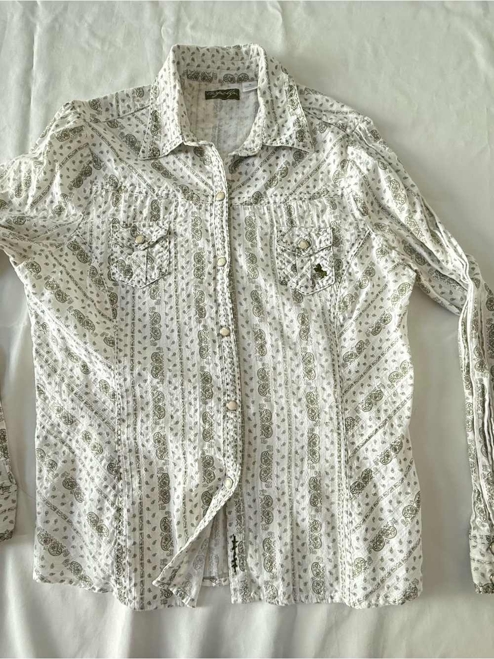 Women’s White Paisley Button-Down Shirt